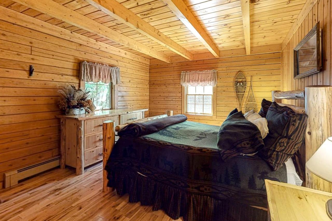 Mooseleuk Lodge The Highlands Extérieur photo