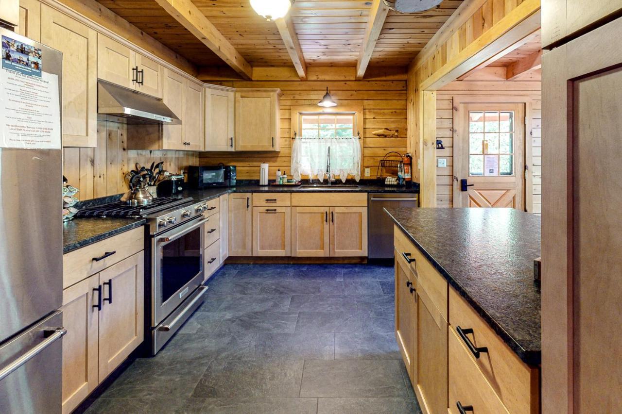 Mooseleuk Lodge The Highlands Extérieur photo