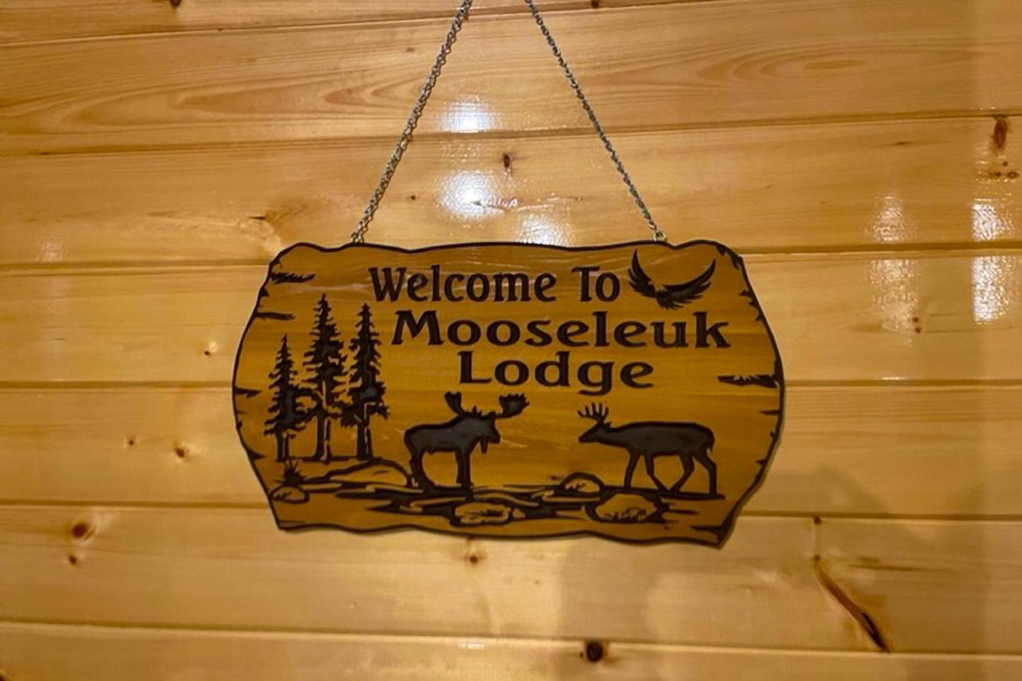 Mooseleuk Lodge The Highlands Extérieur photo